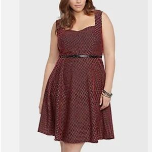Torrid Jacquard Polka Dot Dress Sleeveless Skater Sweetheart Neck Women's Size 1